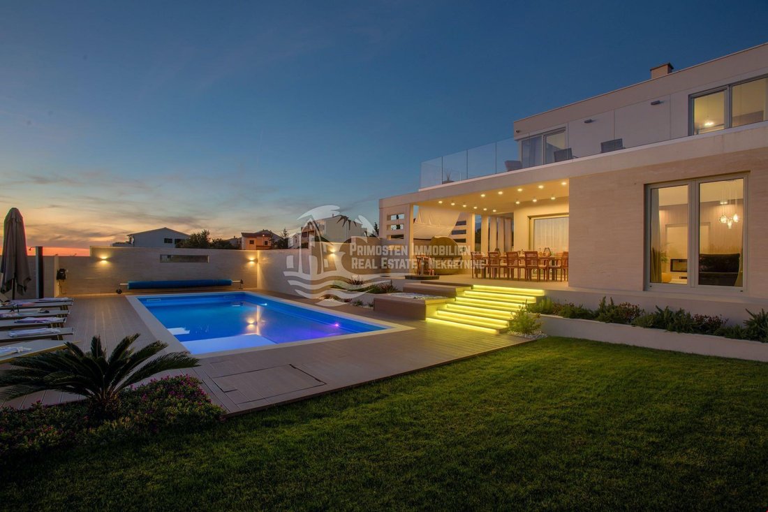 Villa in Primosten, Sibenik-Knin County, Croatia 1 - 15102854