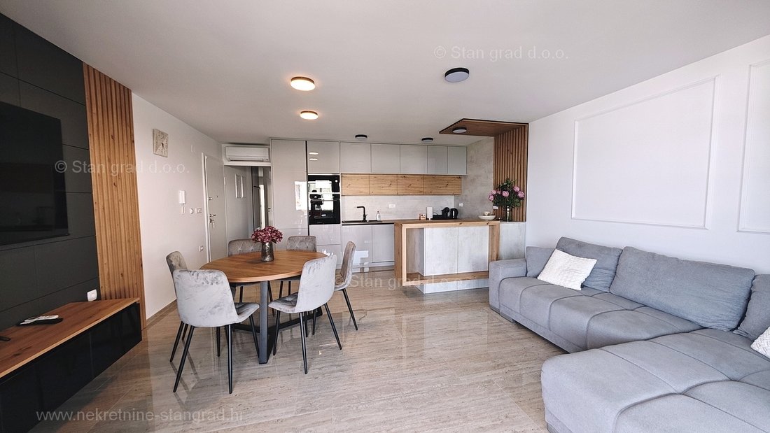 Apartment in Malinska, Primorje-Gorski Kotar County, Croatia 1 - 14983772