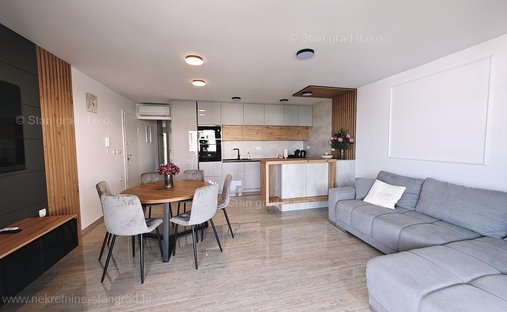 Apartment in Malinska, Primorje-Gorski Kotar County, Croatia 1