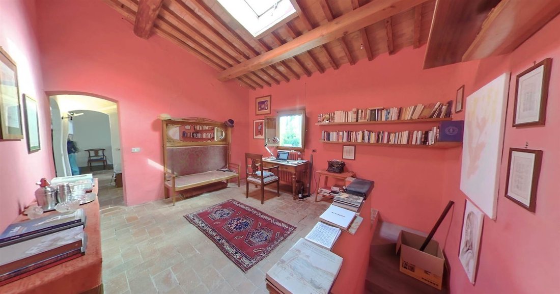 Otros en BAGNO A RIPOLI, Italy 5 - 15270541