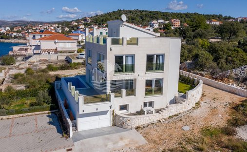 Villa in Rogoznica, Sibenik-Knin County, Croatia 1