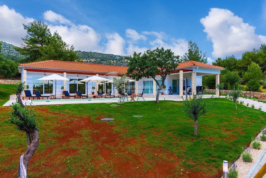 Villa in Gradska cetvrt Varos, Sibenik, Sibenik-Knin County 5 - 13534259