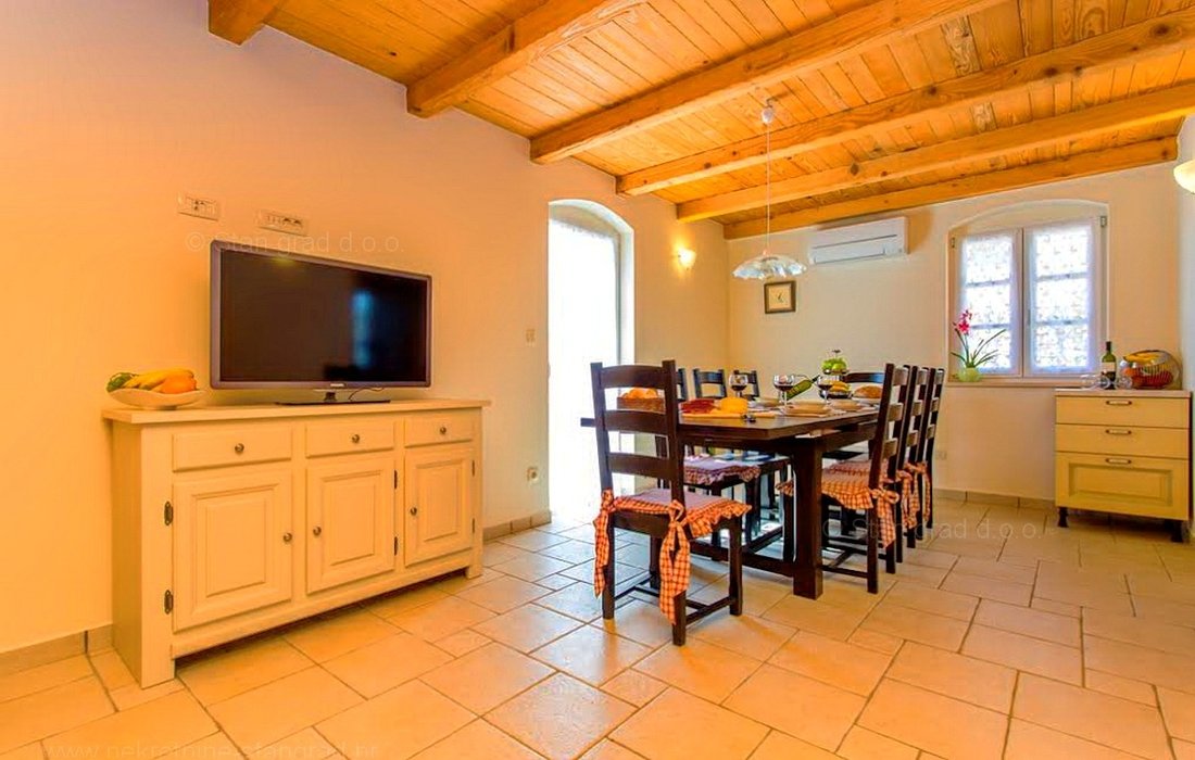 House in Dobrinj, Primorje-Gorski Kotar County, Croatia 5 - 14984309