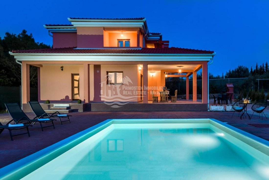 House in Gradska cetvrt Varos, Sibenik, Sibenik-Knin County 4 - 13874830