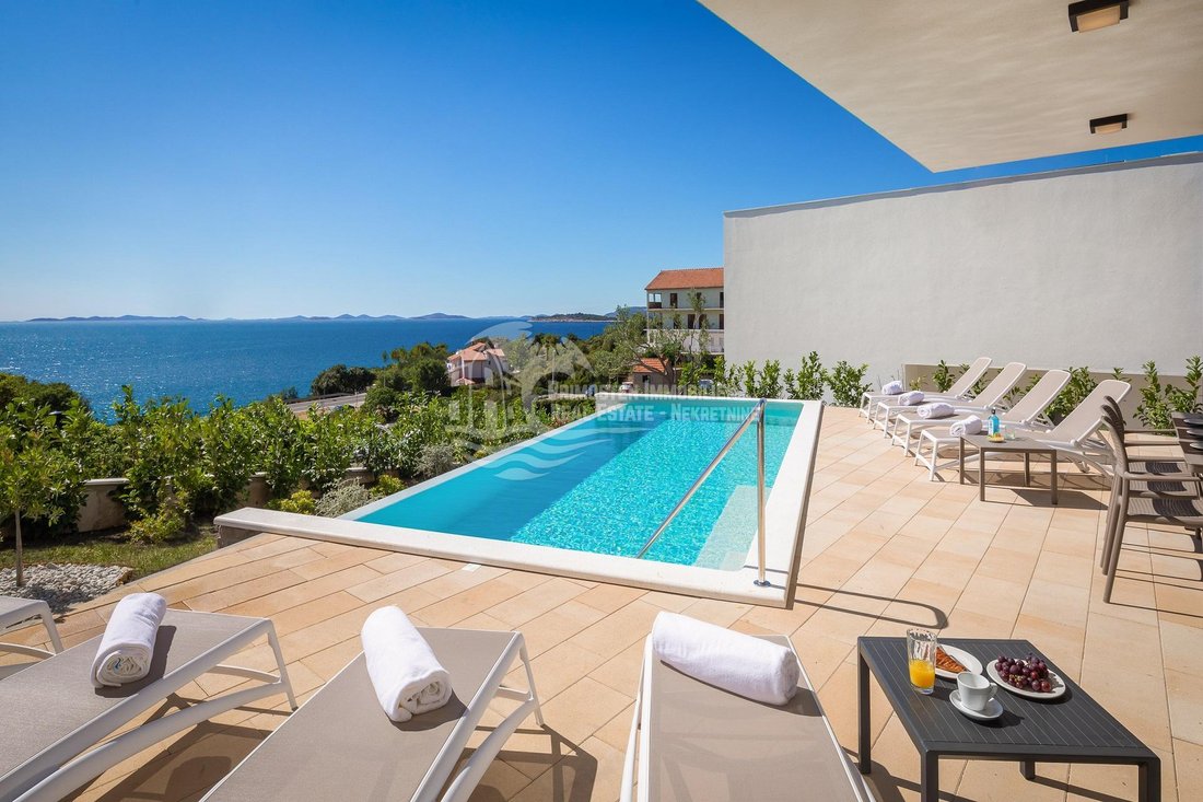 Villa in Primosten, Sibenik-Knin County, Croatia 1 - 13534226