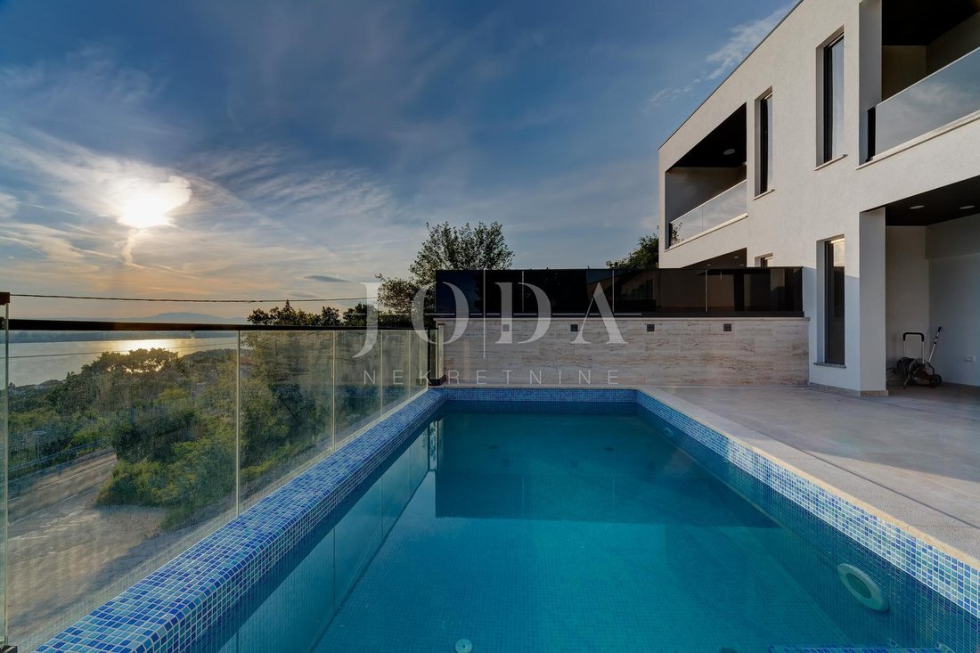 House in Grad Crikvenica, Primorje-Gorski Kotar County, Croatia 1 - 13569334
