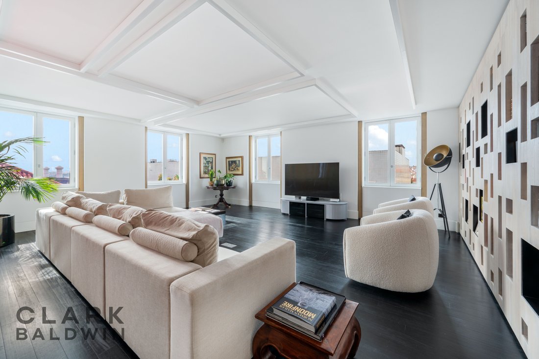 Apartment in Misericordia, Lisbon, Portugal 2 - 15288689
