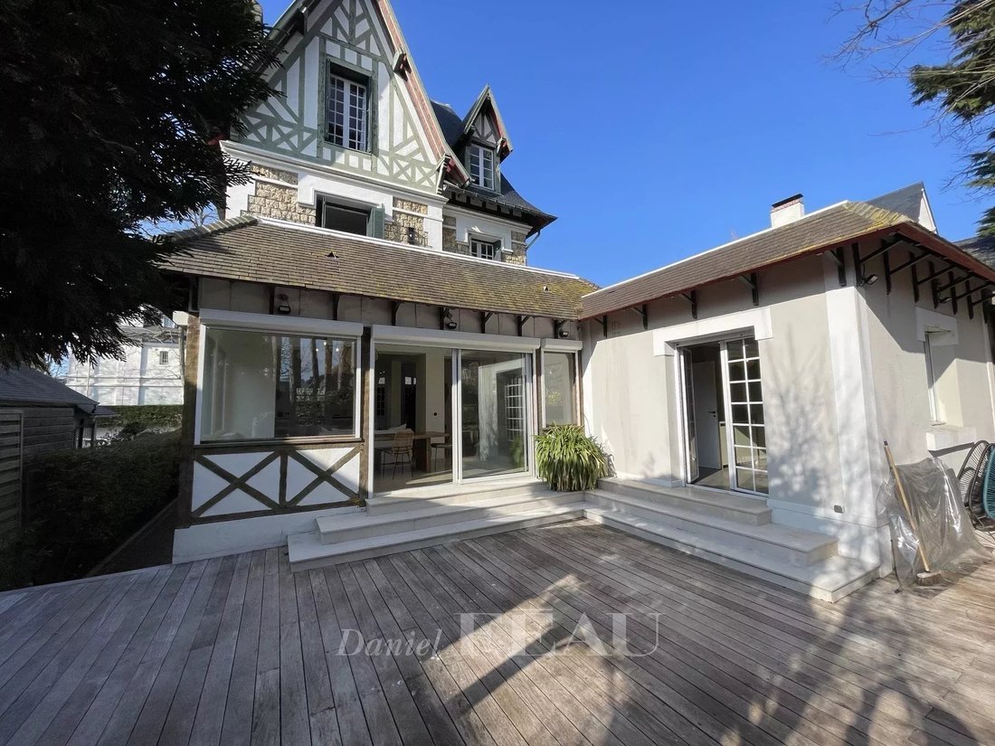 House in France 2 - 15290337