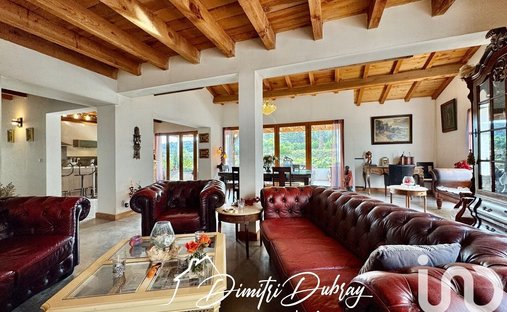 Occitanie Exceptional Property Of Approximately 307 Hectares