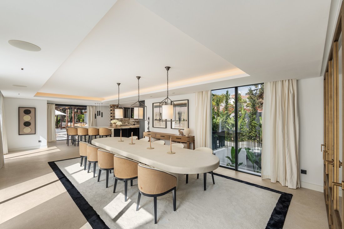 Villa in Nueva Andalucia, Marbella, Spain 5 - 15290314
