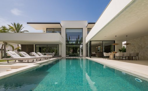 Villa in Nueva Andalucia, Marbella, Spain 1