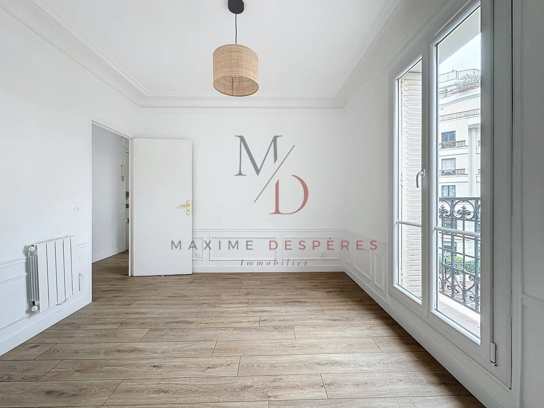 Apartment in Hôtel de Ville-Planchette, Levallois-Perret, France 5 - 15289335