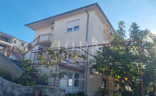 Haus in Novi Vinodolski, Primorje-Gorski, Kroatien 1