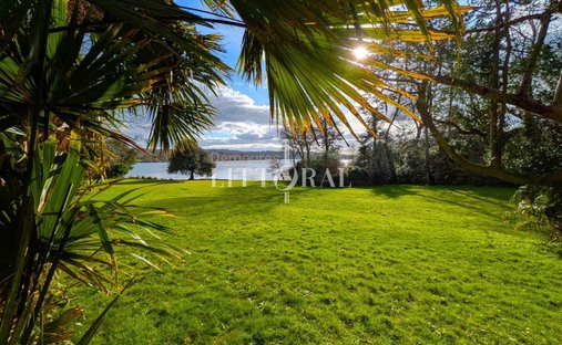 For Sale Waterfront Estate On 3 Hectares Finistère