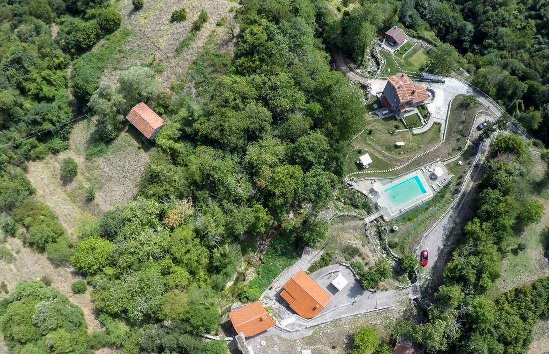 Altro a Fabbriche di Vergemoli, Toscana, Italia 1 - 15289806