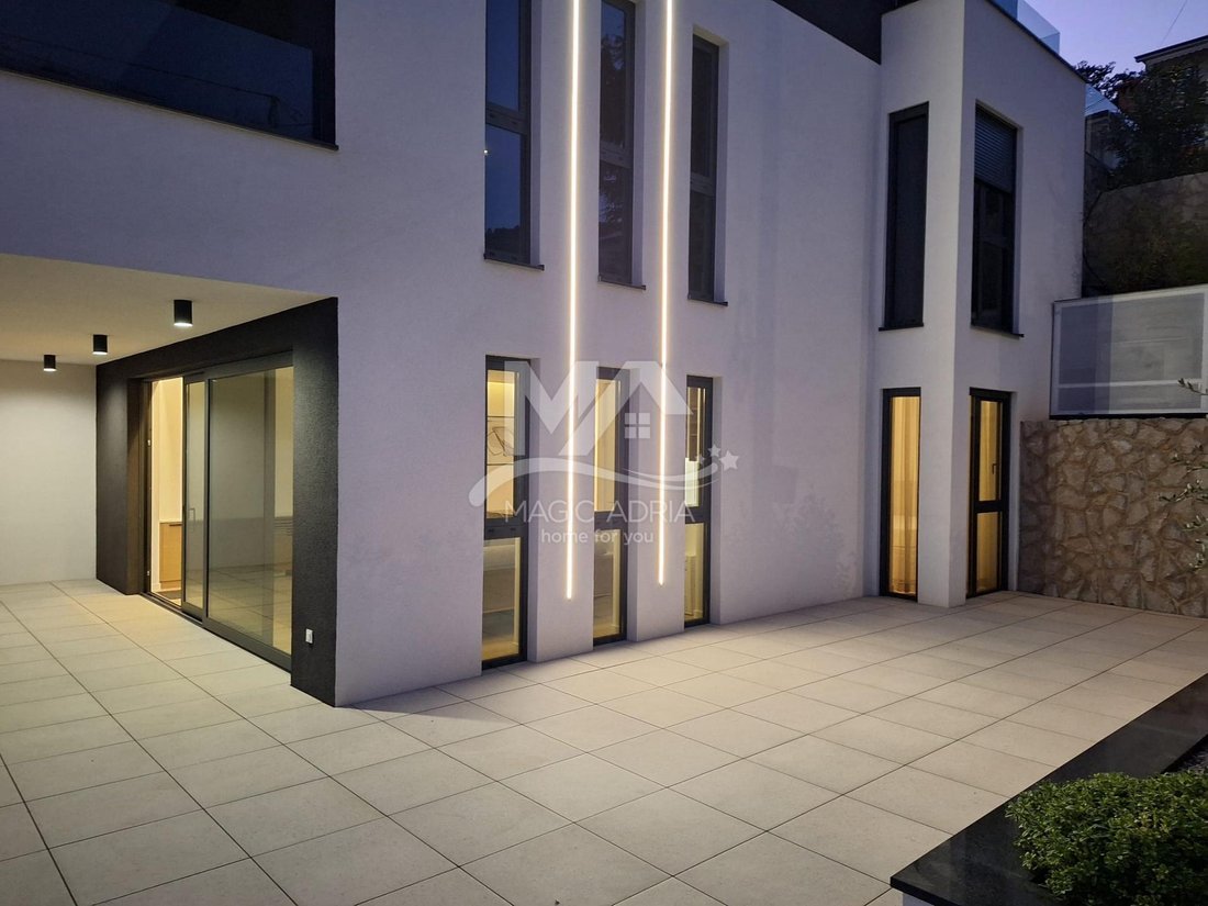 Apartment in Grad Opatija, Primorje-Gorski Kotar County, Croatia 3 - 15102664