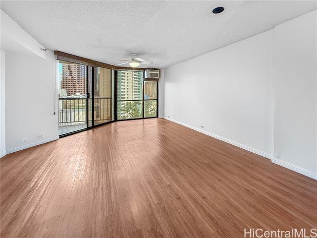 Condo in Honolulu, Hawaii, United States 3 - 15288889