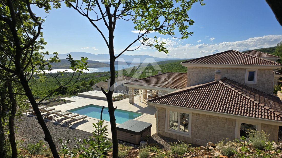 House in Grad Crikvenica, Primorje-Gorski Kotar County, Croatia 2 - 15066217