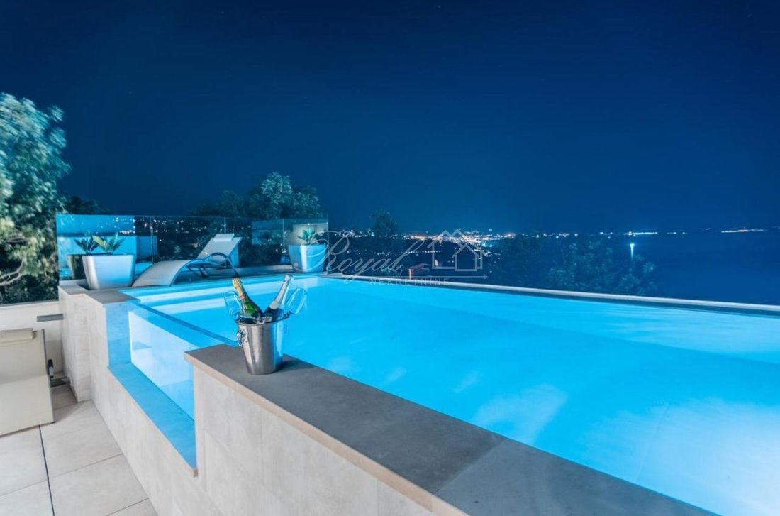 Apartment in Grad Opatija, Primorje-Gorski Kotar County, Croatia 2 - 13769542