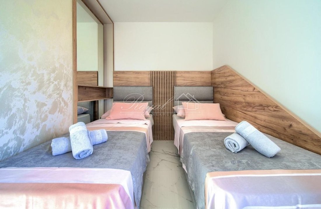 Apartment in Malinska, Primorje-Gorski Kotar County, Croatia 5 - 14776187