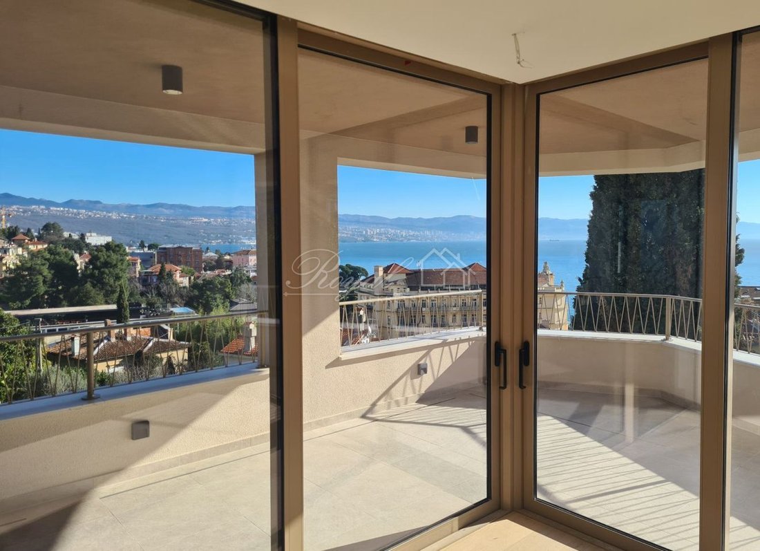 Apartment in Grad Opatija, Primorje-Gorski Kotar County, Croatia 4 - 15262190