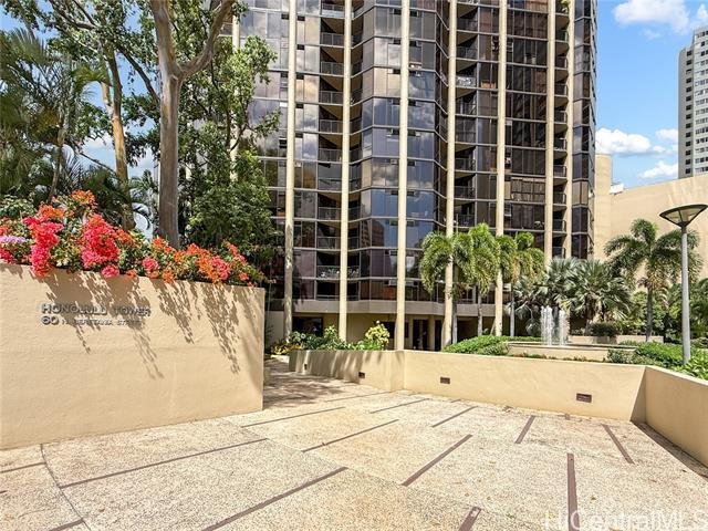 Condo in Honolulu, Hawaii, United States 1 - 15288889