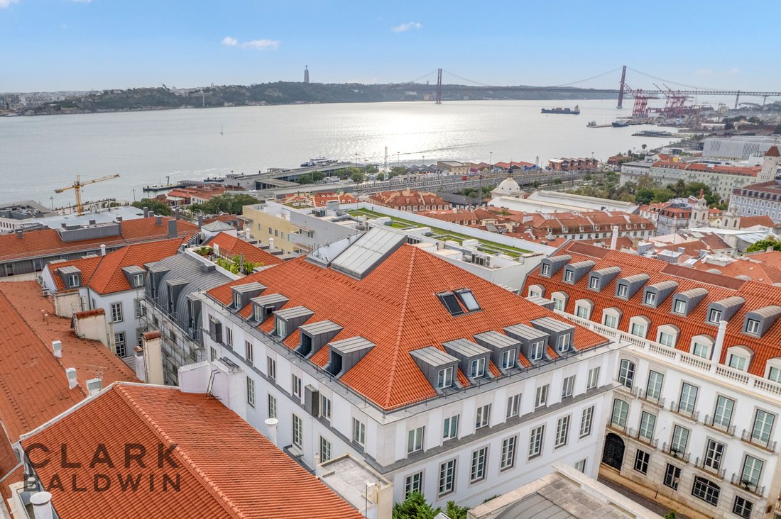 Apartment in Misericordia, Lisbon, Portugal 3 - 15288689