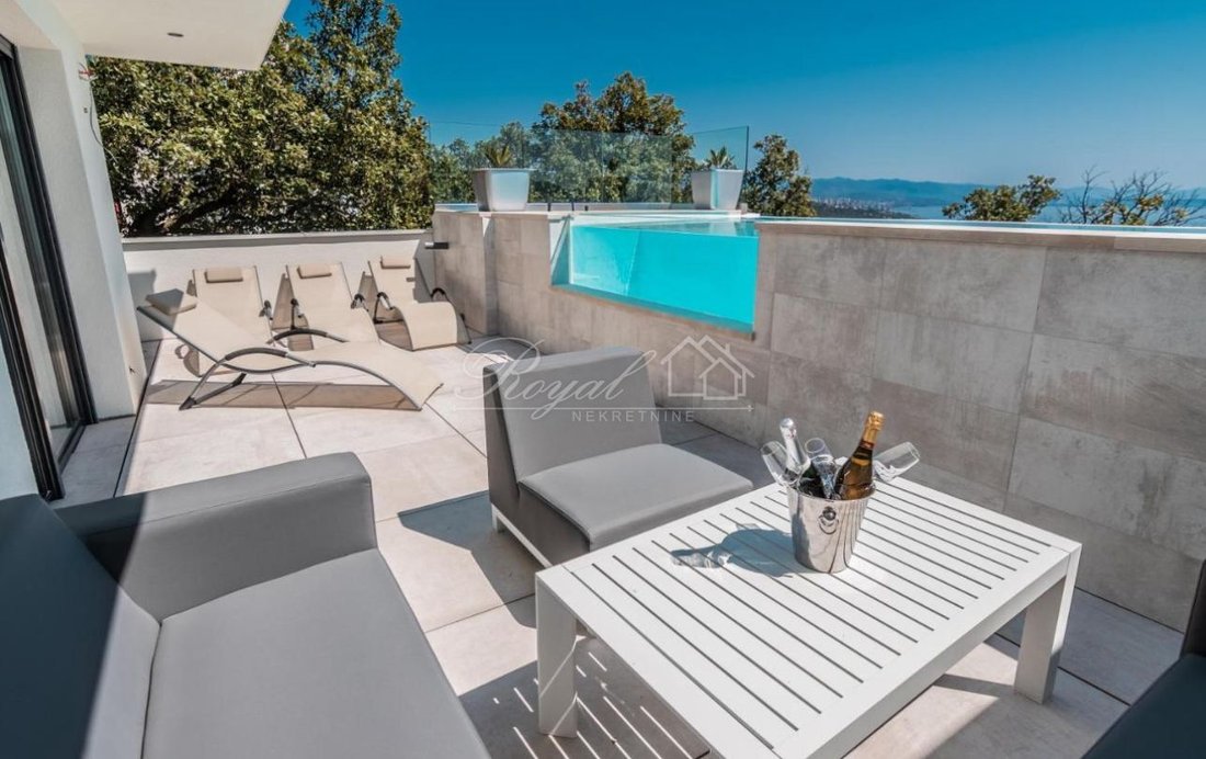 Apartment in Grad Opatija, Primorje-Gorski Kotar County, Croatia 4 - 13769542