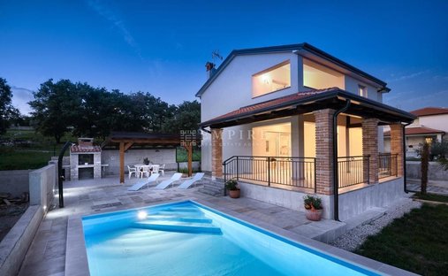 Haus in Poreč, Gespanschaft Istrien, Kroatien 1
