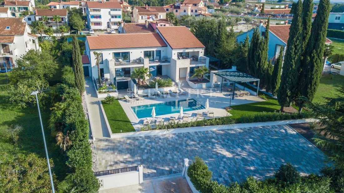 House in Porec, Istria County, Croatia 1 - 14735010