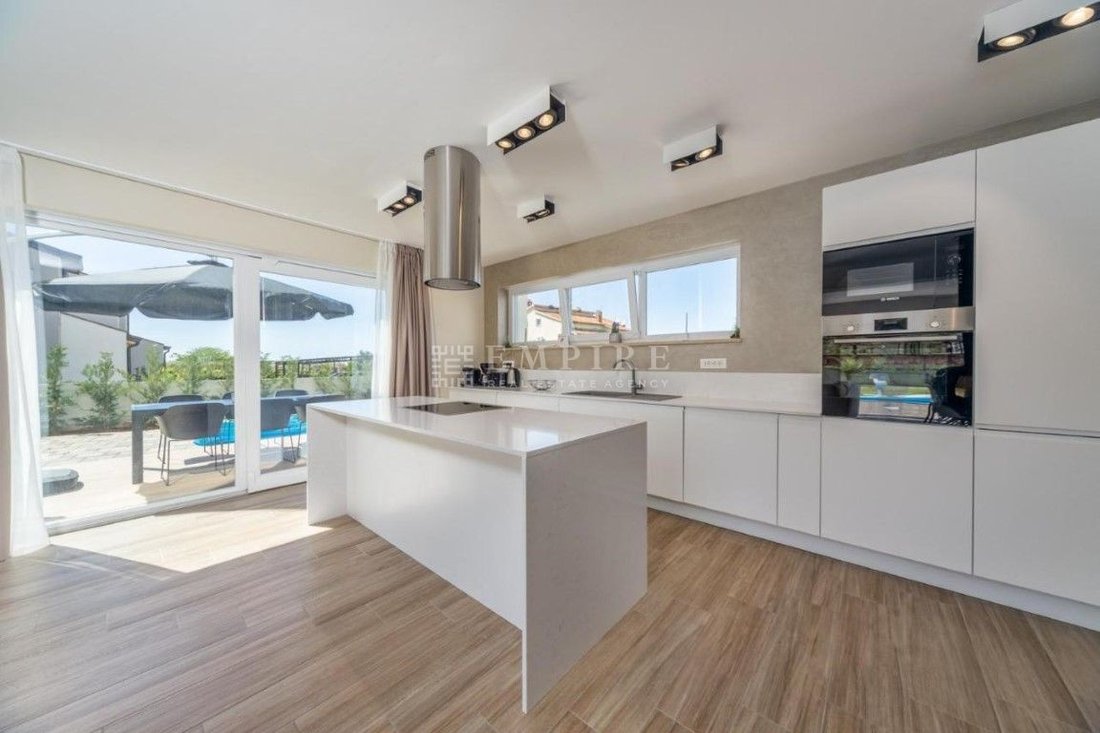 House in Porec, Istria County, Croatia 4 - 13537559