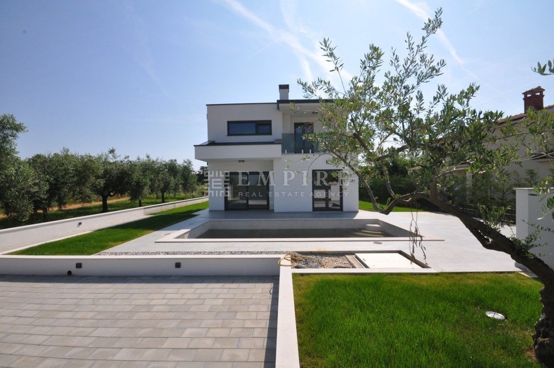 House in Porec, Istria County, Croatia 1 - 14642509