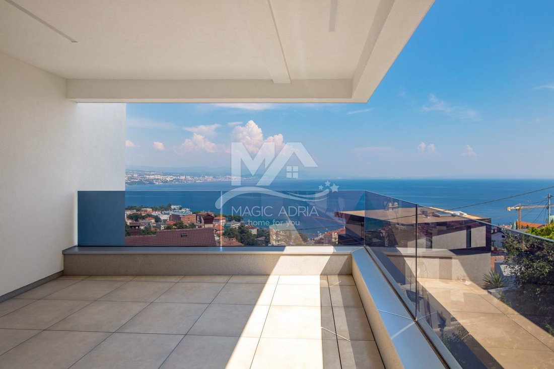 Apartment in Grad Opatija, Primorje-Gorski Kotar County, Croatia 1 - 15102752