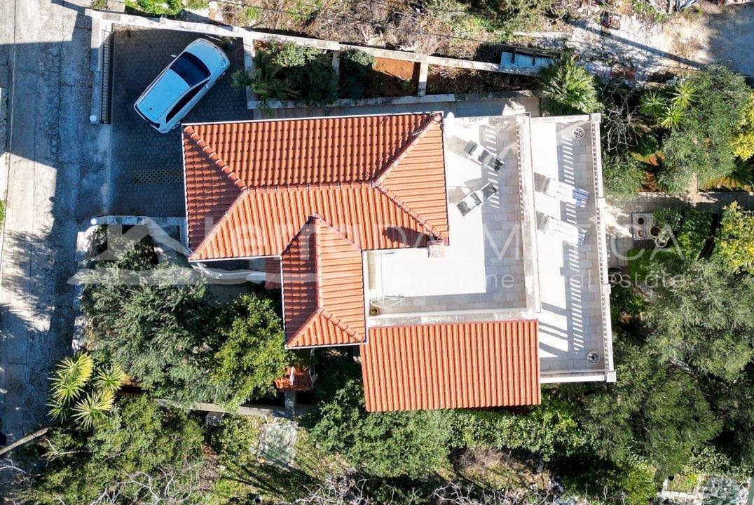 Villa in Grohote, Split-Dalmatia County, Croatia 2 - 15291427