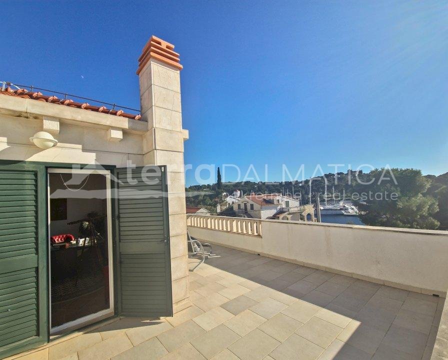 Villa in Grohote, Split-Dalmatia County, Croatia 5 - 15291427