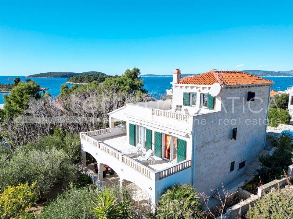 Villa in Grohote, Split-Dalmatia County, Croatia 1 - 15291427