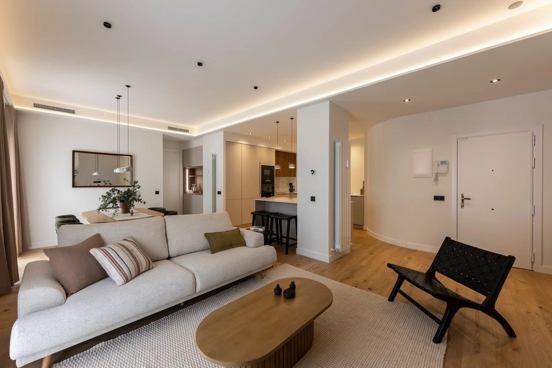 Apartment in Chamberí, Community of Madrid, Spain 1 - 15233981