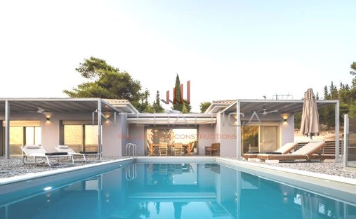 Villa in Lefkada Commune, Peloponnese, Western Greece and the Ionian, Greece 1
