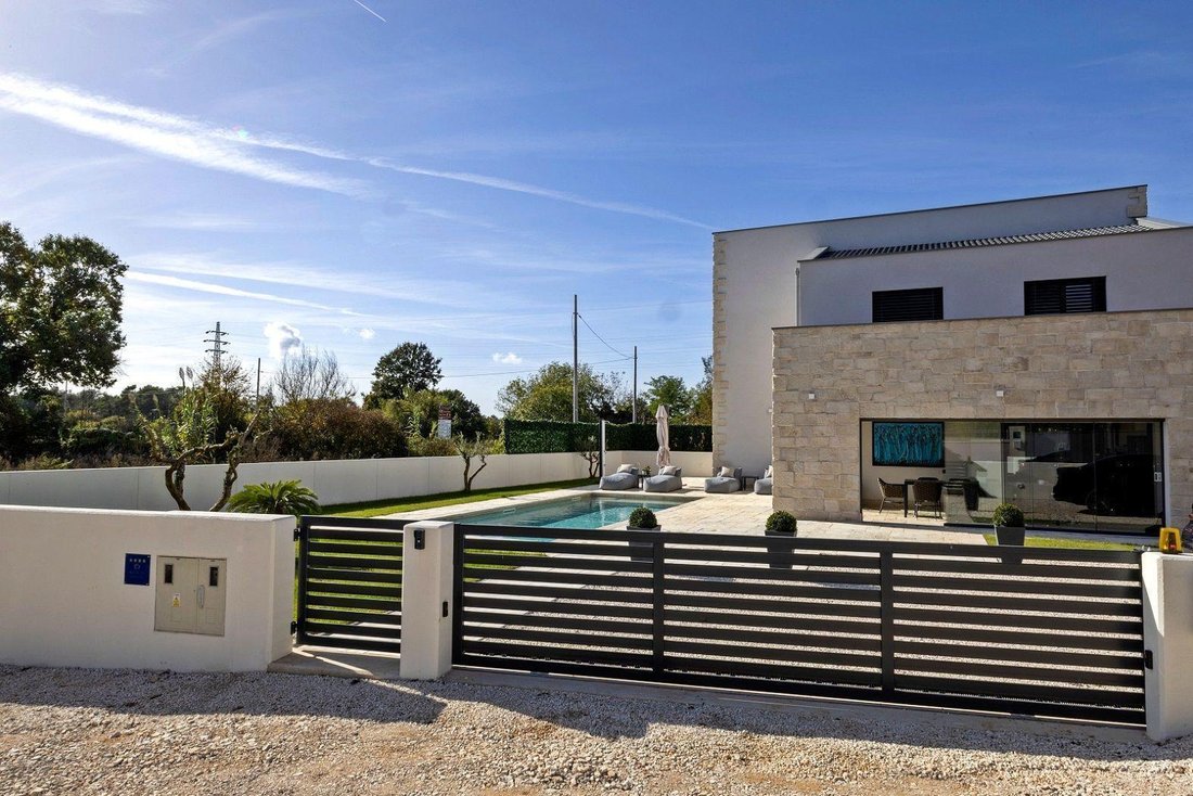Villa in Svetvincenat, Istria County, Croatia 3 - 14539149