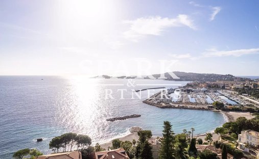Villa in Villefranche-sur-Mer, Provence-Alpes-Côte d'Azur, France 1