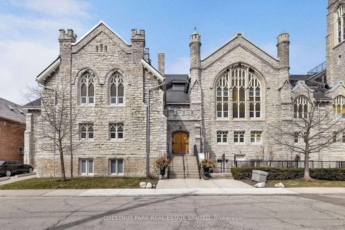 Condo in Toronto, Ontario, Canada 2 - 15285793