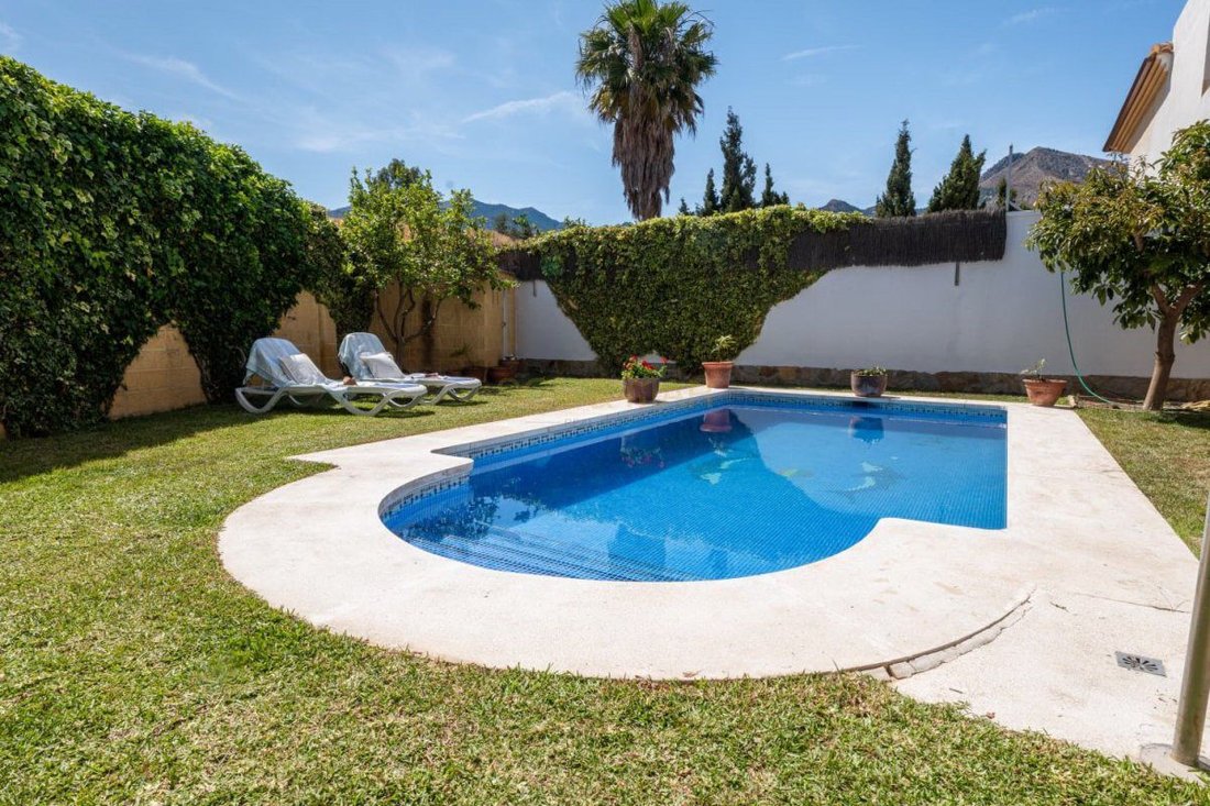 Villa in La Capellania, Benalmadena, Andalusia 1 - 15293361
