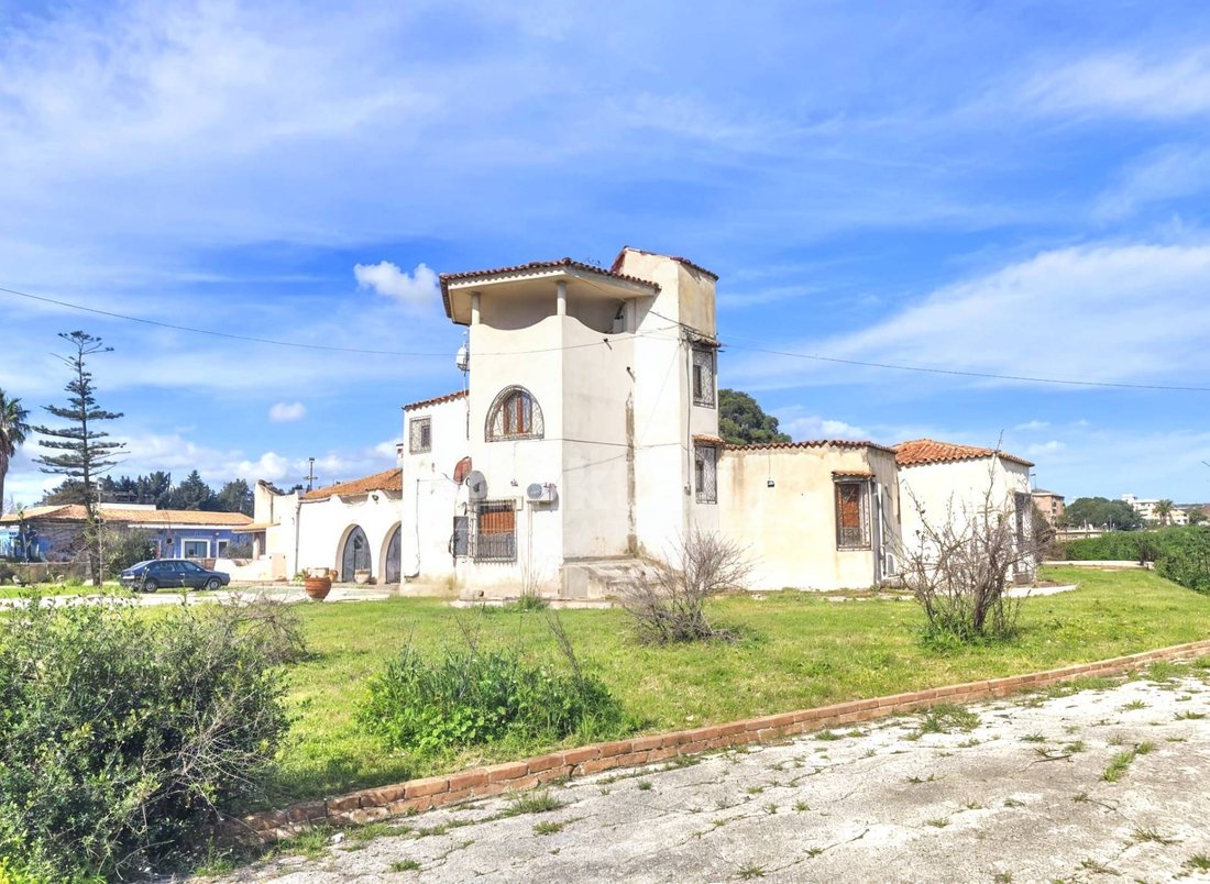 Villa in Epipoli, Fontane Bianche, Sicily 2 - 15293711