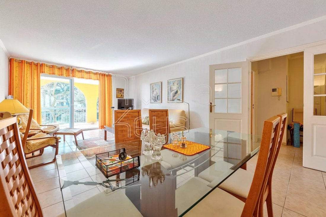 Apartment in Roquebrune-sur-Argens, Provence-Alpes-Côte d'Azur, France 5 - 15290278