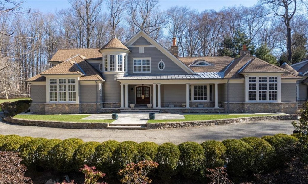 Custom Shingle Style In Greenwich, Connecticut, United States For Sale