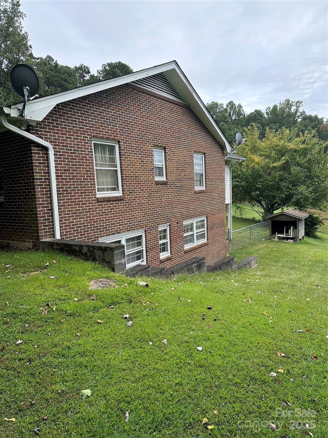 House in Hendersonville, North Carolina, United States 4 - 14721546