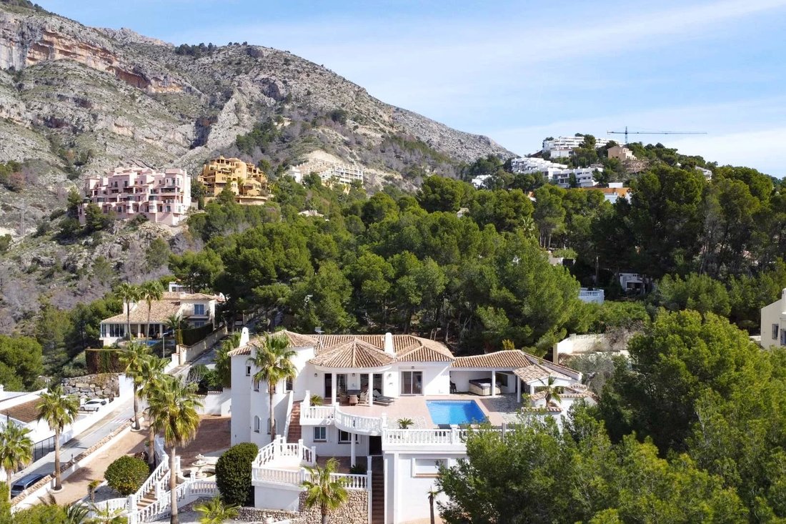 Villa in Altea, Valencian Community, Spain 4 - 15293340