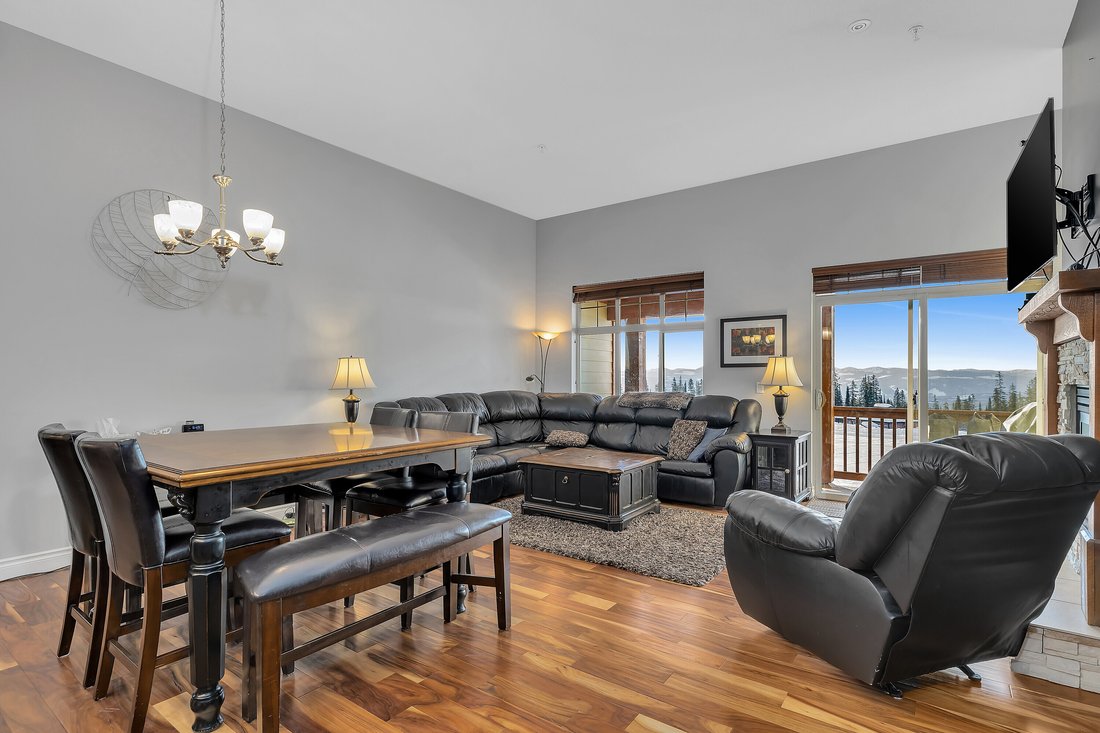 Townhouse in Beaverdell, British Columbia, Canada 2 - 15294061