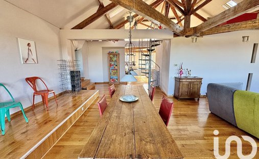 Castle for Sale in Châteauneuf-la-Forêt, Nouvelle-Aquitaine, France - 3