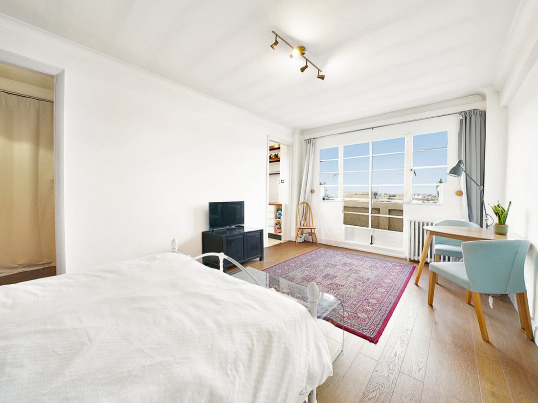 Apartment in Campden Hill, Kensington And Chelsea, England 1 - 15292080